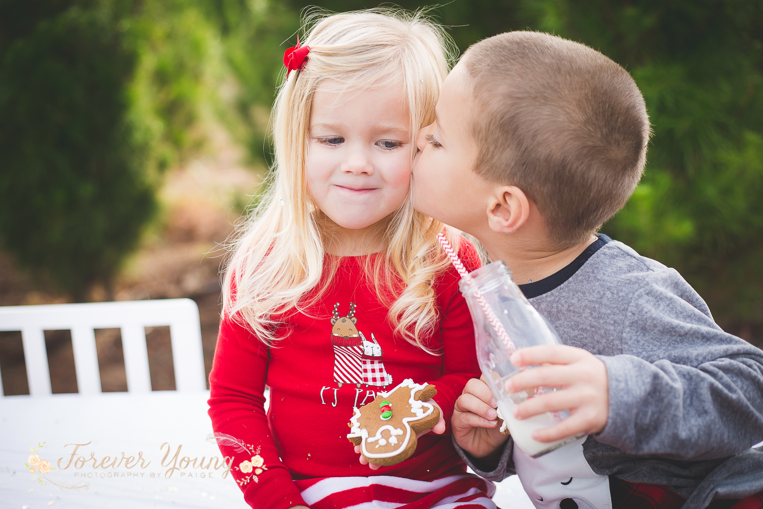 San Diego Christmas Tree Farm Photoshoot | Forever Young Photography By Paige-75