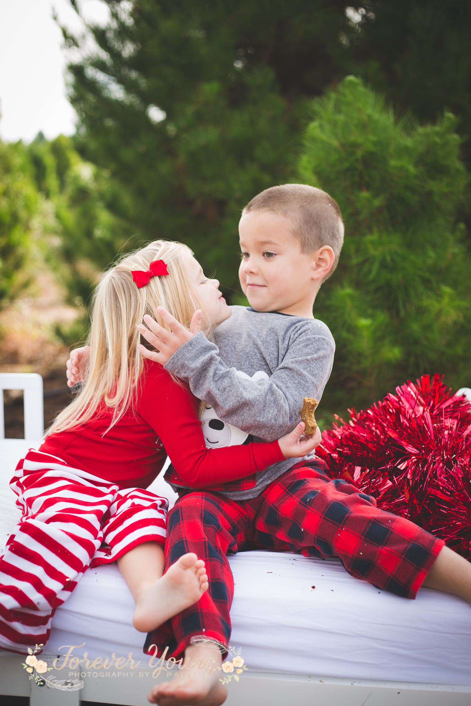 San Diego Christmas Tree Farm Photoshoot | Forever Young Photography By Paige-87
