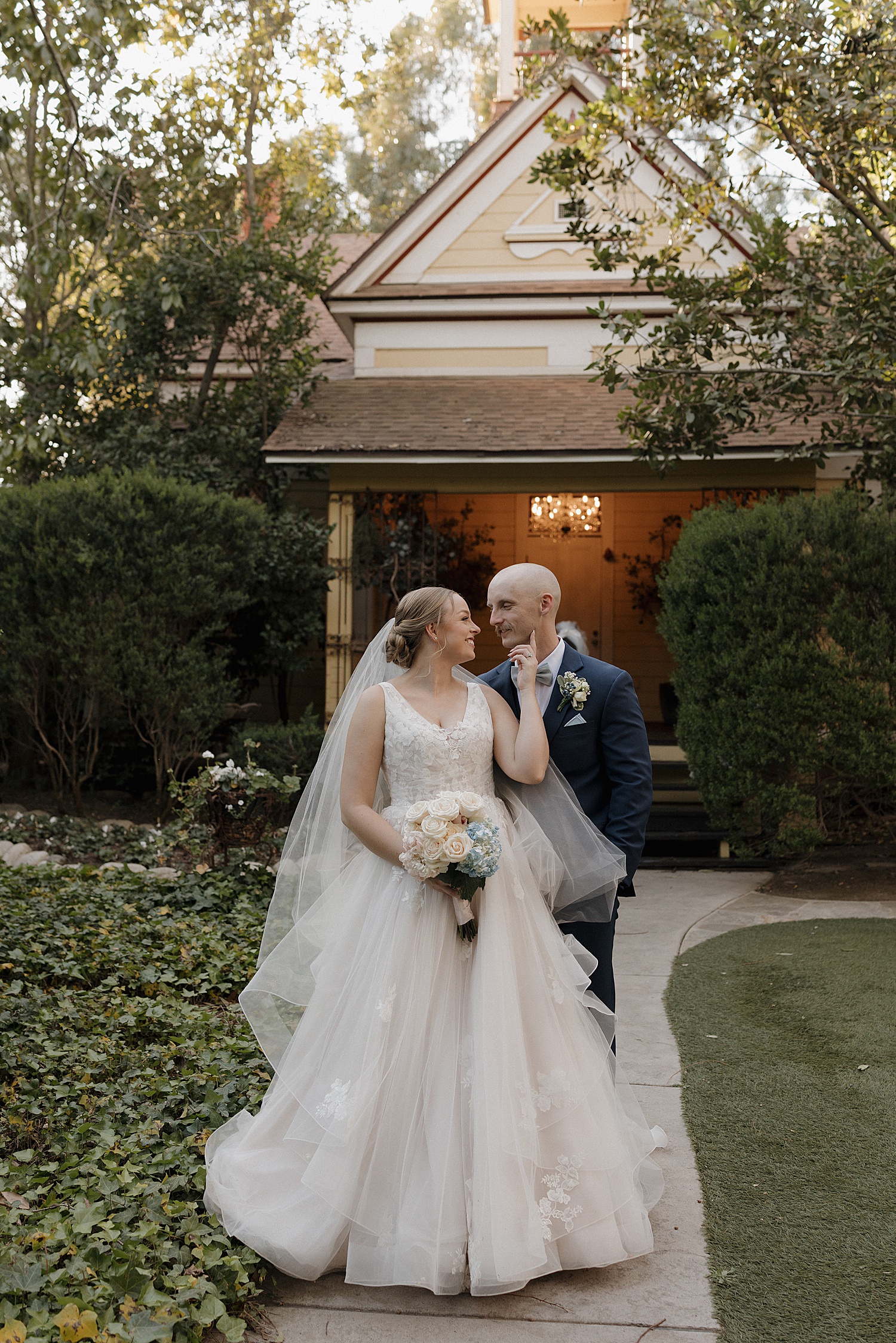 Twin Oaks House Garden Wedding