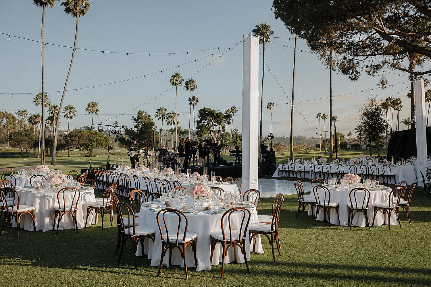 La Valle Coastal Club Wedding